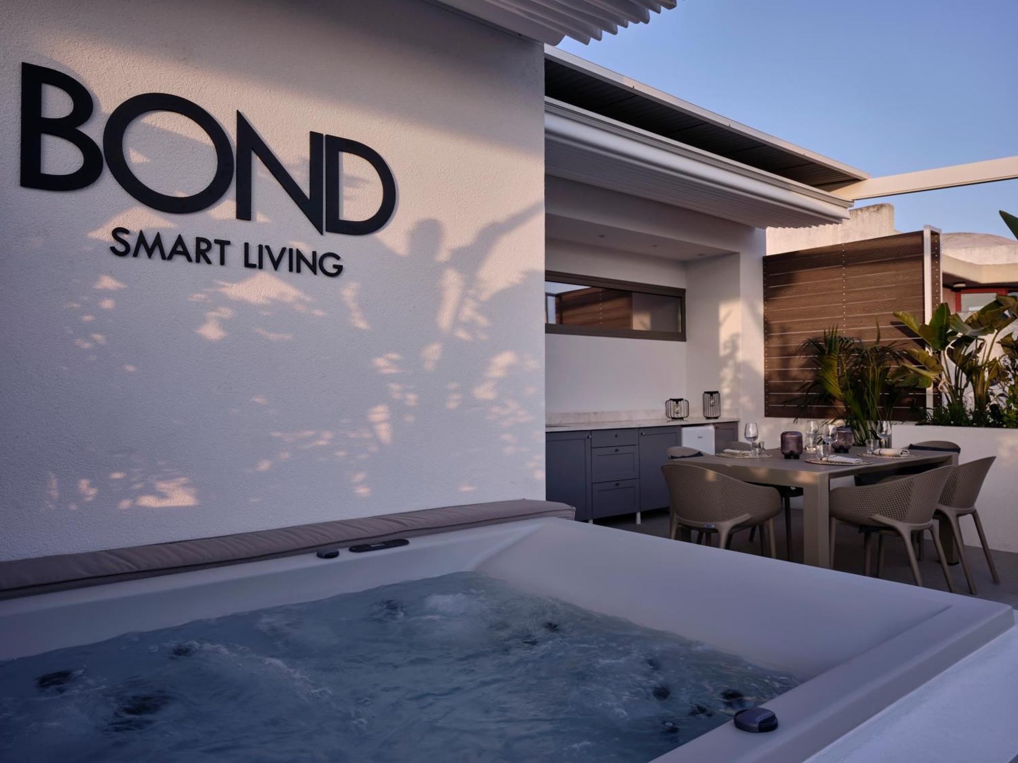 Bond Smart Living Suites เอเธนส์ ภายนอก รูปภาพ