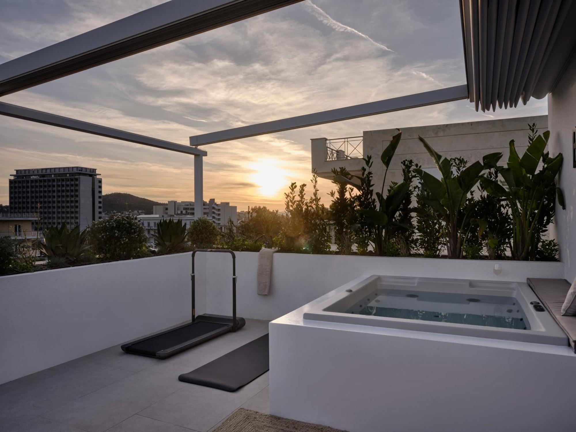 Bond Smart Living Suites เอเธนส์ ภายนอก รูปภาพ