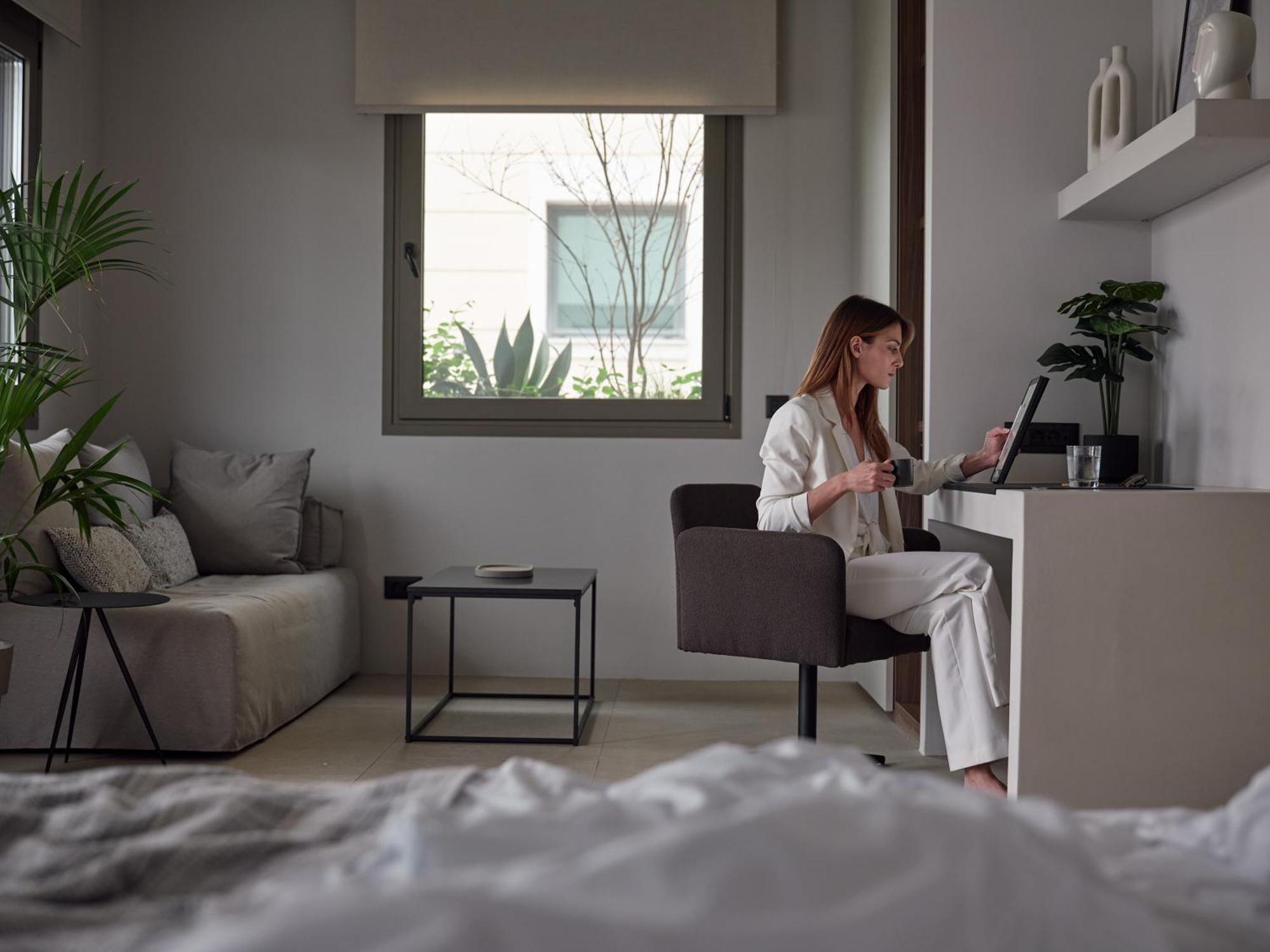 Bond Smart Living Suites เอเธนส์ ภายนอก รูปภาพ
